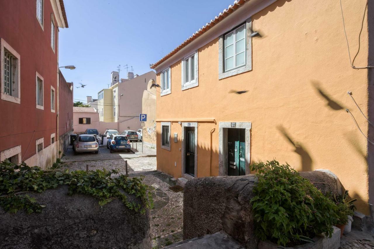 Typical And Brand New T.M. Flat Apartment Lisbon Exterior photo