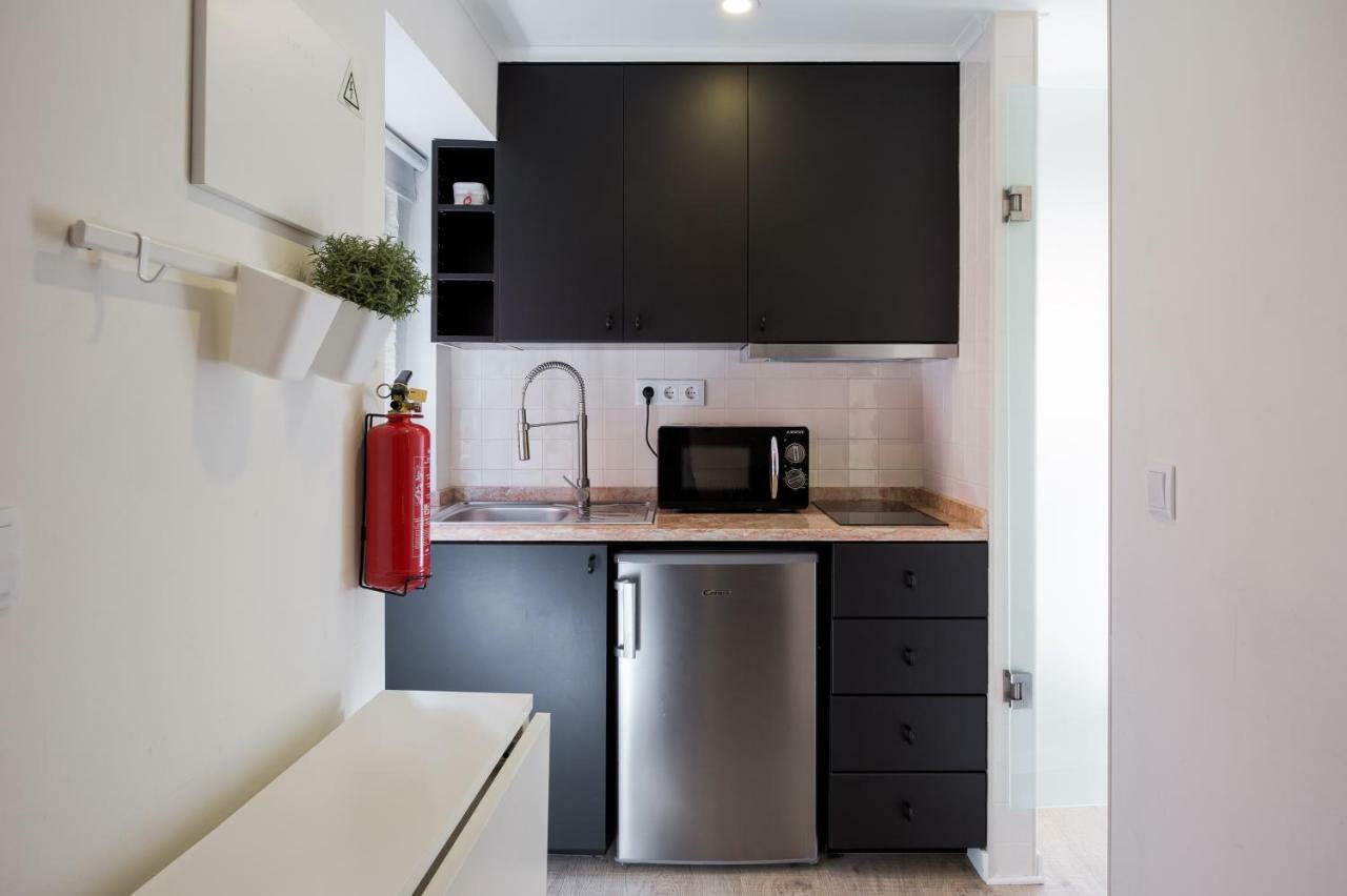 Typical And Brand New T.M. Flat Apartment Lisbon Exterior photo